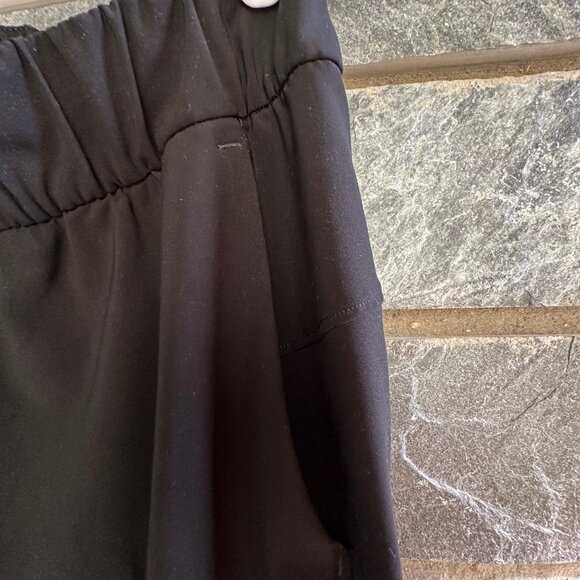 Lululemon On the Fly Pant - Picture 3 of 5